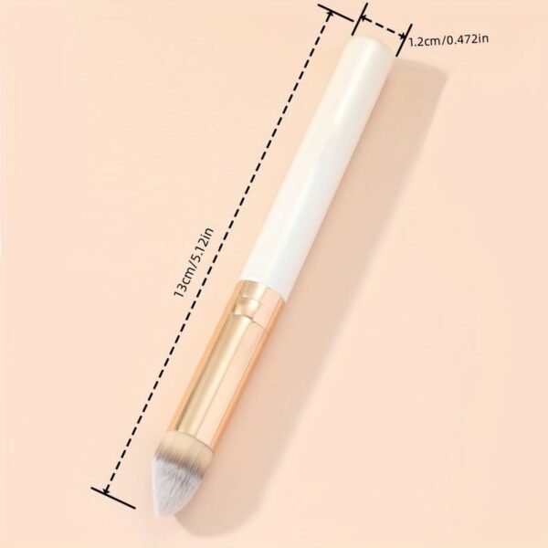 Precision Angled Concealer Brush