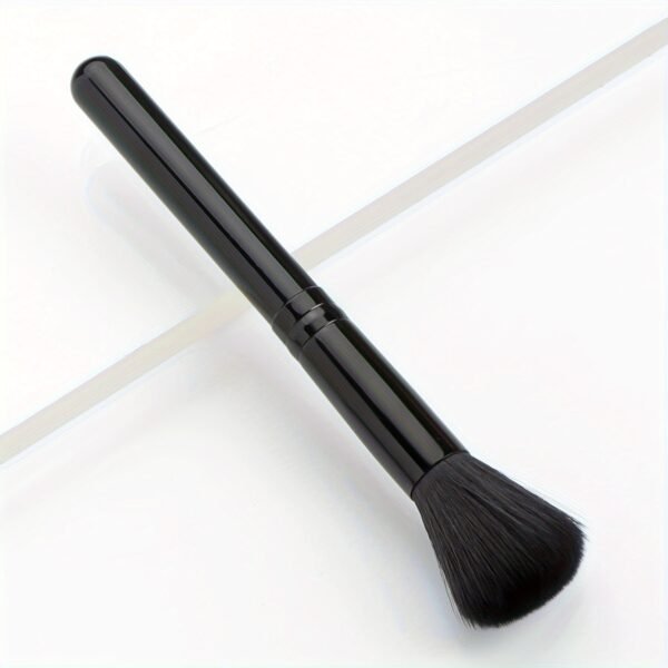 Wooden Handle Nylon Bristle Blush Brush - Soft, Gentle, Reusable