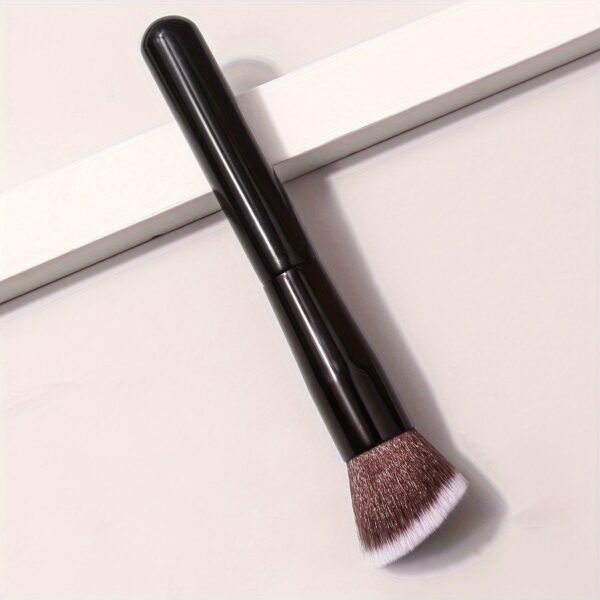7a5d8b98-1da1-4589-afe2-a6b154f51af6-1.jpg Black Angled Contour Brush - Soft Bristles for Blush, Powder, and Multifunctional Makeup